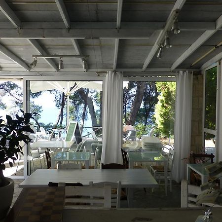 Dryades Hotel سيفيري المظهر الخارجي الصورة